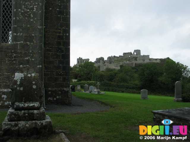 19031 Rock of Dunamase from church